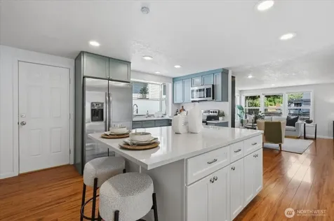 8109 15th Avenue SW Seattle WA 98106