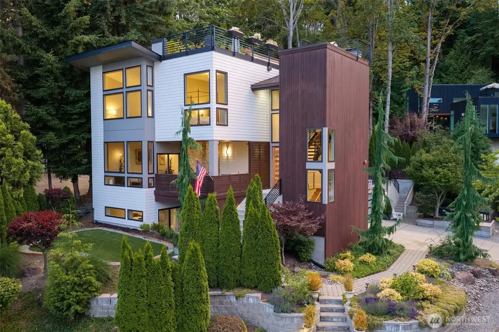 7429 E Mercer Way Mercer Island WA 98040