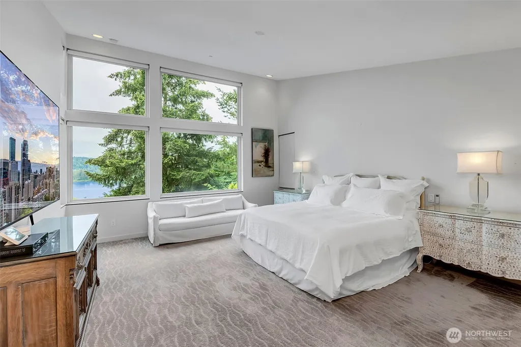 7429 E Mercer Way Mercer Island WA 98040