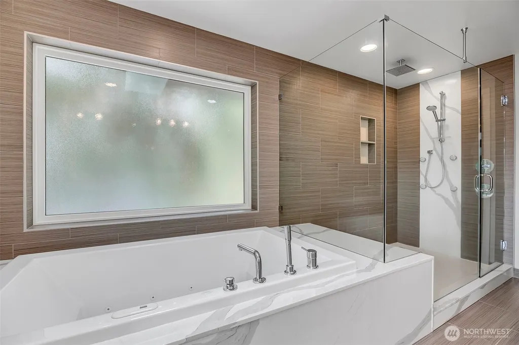 7429 E Mercer Way Mercer Island WA 98040