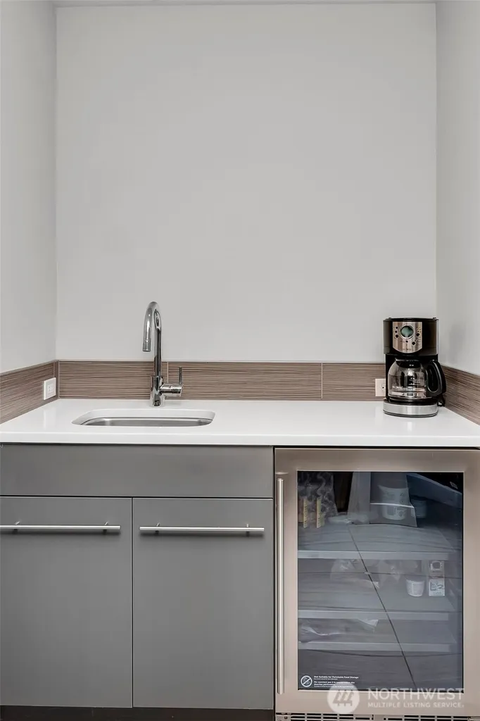 7429 E Mercer Way Mercer Island WA 98040