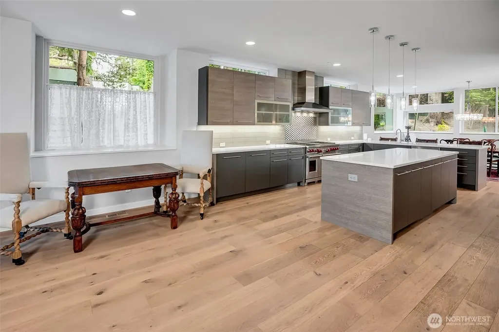 7429 E Mercer Way Mercer Island WA 98040