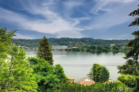 7429 E Mercer Way Mercer Island WA 98040