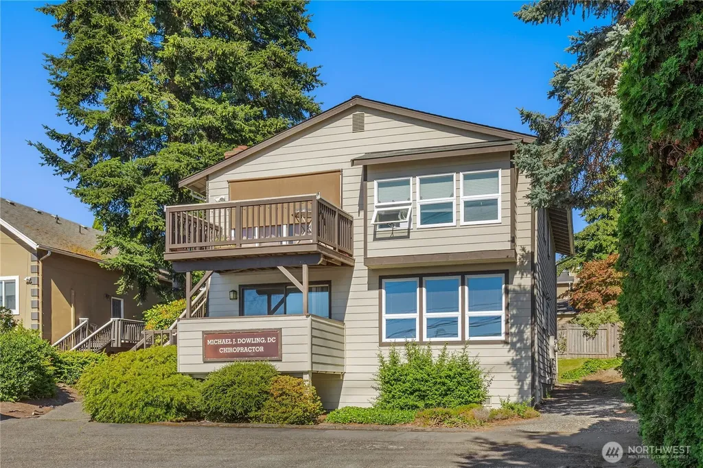 822 6th Street S Kirkland WA 98033