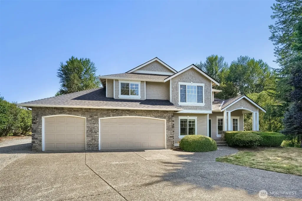 12612 SE 261st Street Kent WA 98030