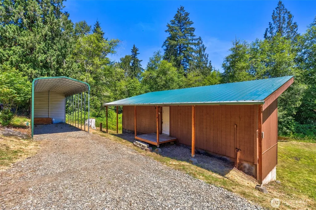 381 E Sherwood Creek Road Allyn WA 98524