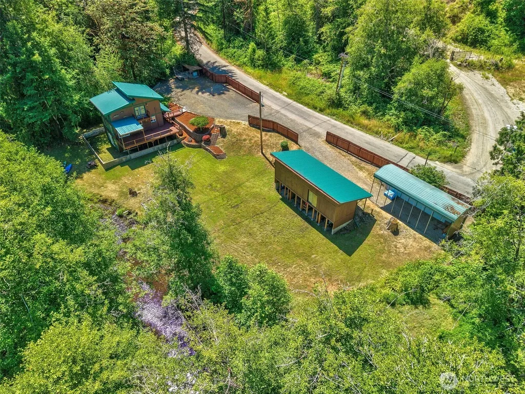 381 E Sherwood Creek Road Allyn WA 98524