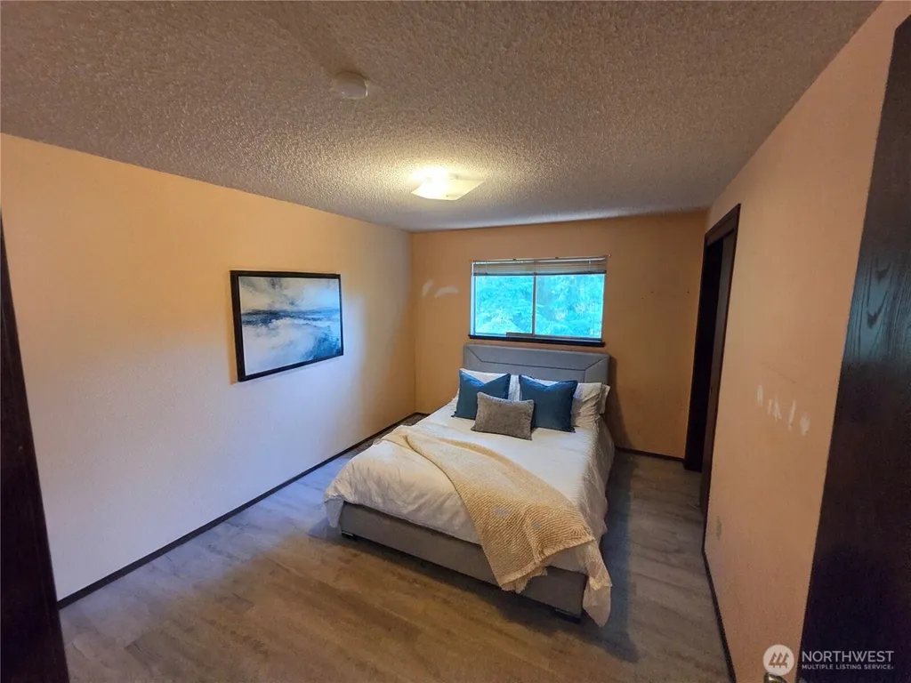 19119 130th Avenue SE Renton WA 98058