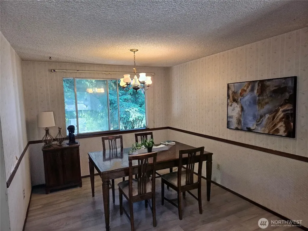 19119 130th Avenue SE Renton WA 98058