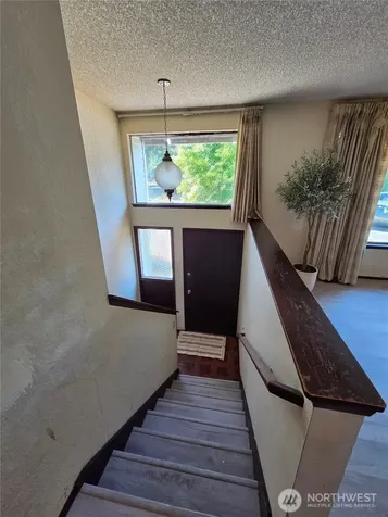 19119 130th Avenue SE Renton WA 98058