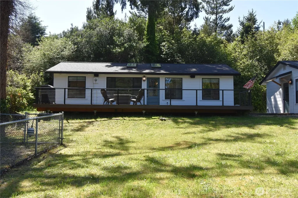 27813 L Place Ocean Park WA 98640
