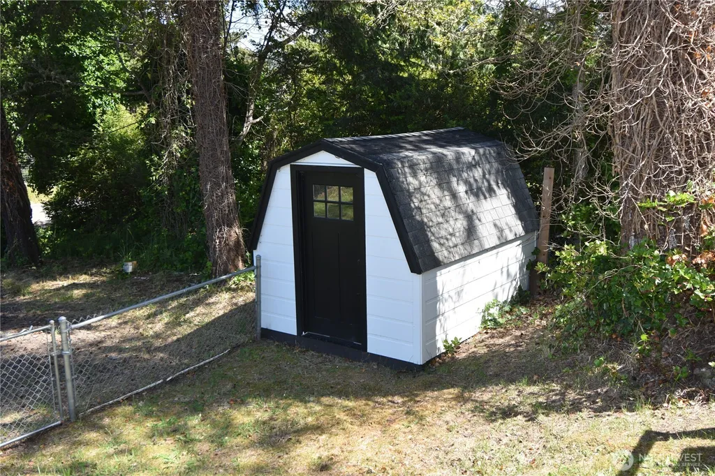 27813 L Place Ocean Park WA 98640