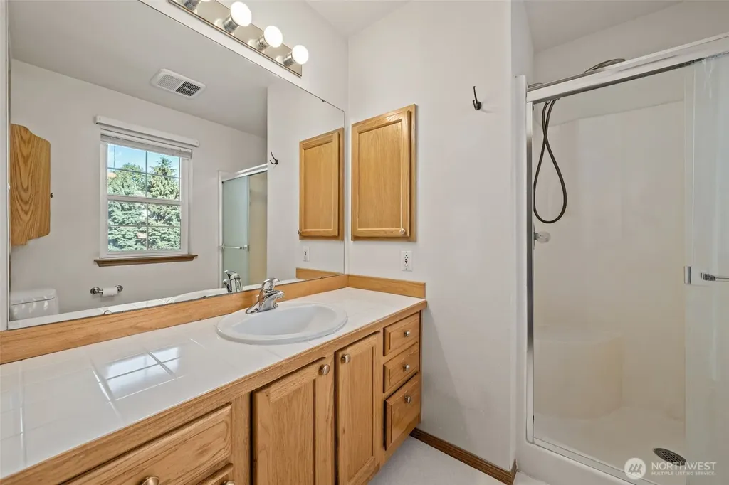 6714 109th Street Ct E Puyallup WA 98373