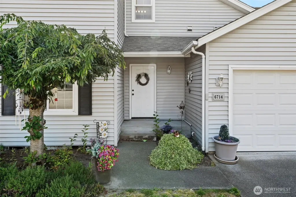 6714 109th Street Ct E Puyallup WA 98373