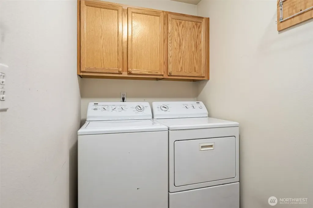 6714 109th Street Ct E Puyallup WA 98373
