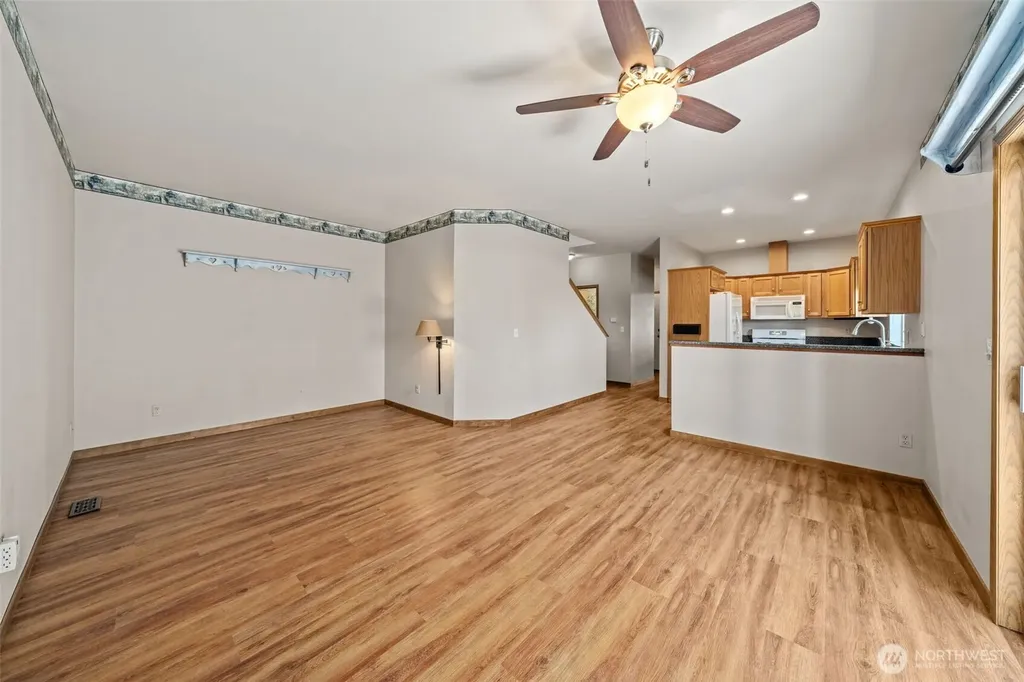 6714 109th Street Ct E Puyallup WA 98373