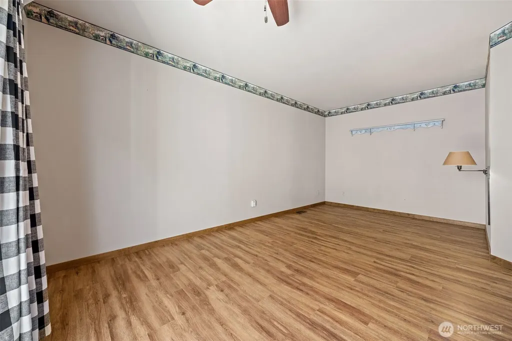 6714 109th Street Ct E Puyallup WA 98373