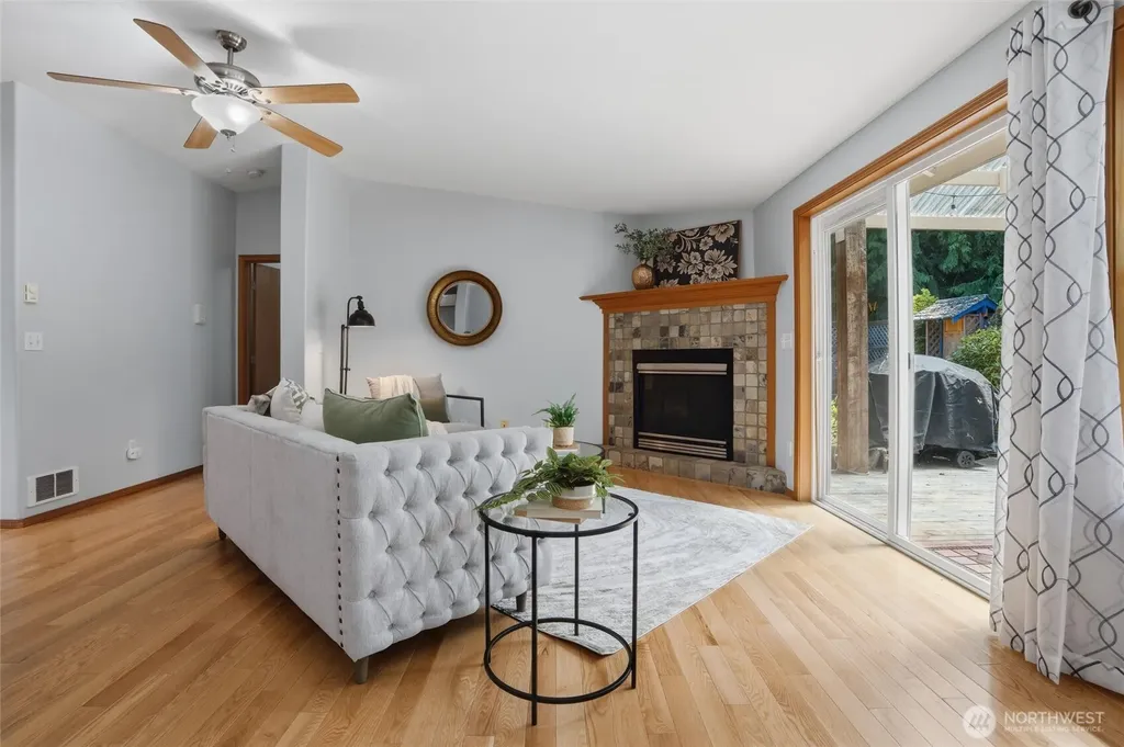 4859 NE Deerbrook Lane Hansville WA 98340