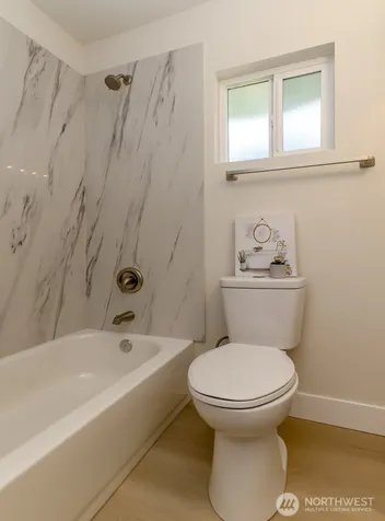 3833 E G Street Tacoma WA 98404