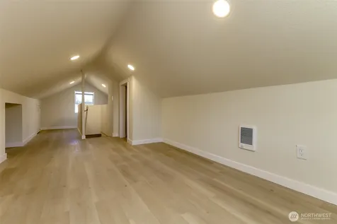 3833 E G Street Tacoma WA 98404