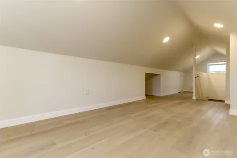 3833 E G Street Tacoma WA 98404