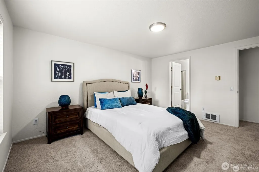 8218 126th Avenue NE Kirkland WA 98033
