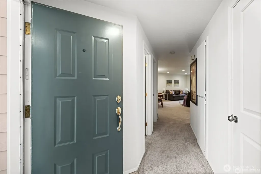 8218 126th Avenue NE Kirkland WA 98033