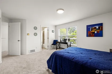 8218 126th Avenue NE Kirkland WA 98033
