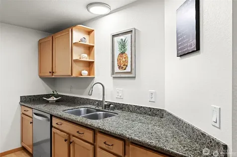 8218 126th Avenue NE Kirkland WA 98033