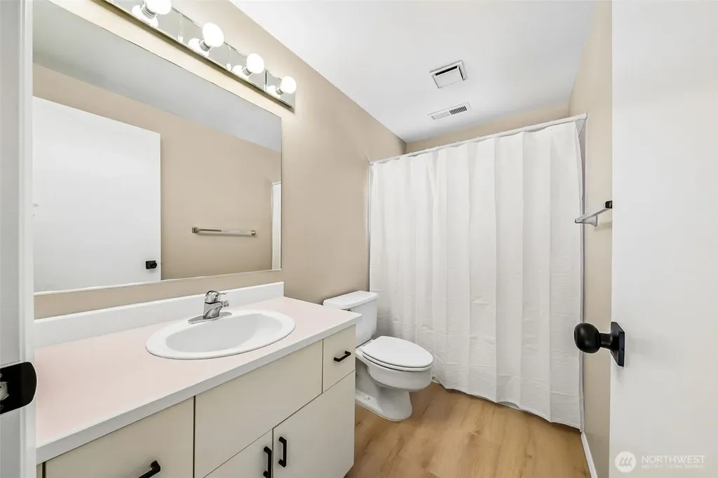 11434 SE 186th Street Renton WA 98055