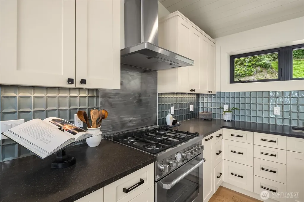 3604 Sunrise View Lane Greenbank WA 98253