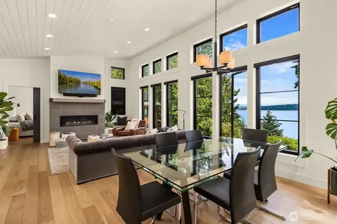 3604 Sunrise View Lane Greenbank WA 98253