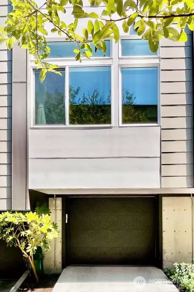 333 N 90th Street Seattle WA 98103