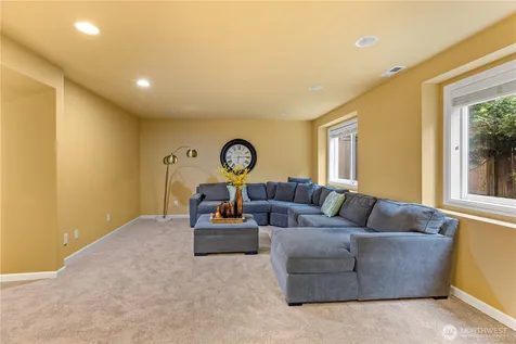 20212 83rd Place NE Kenmore WA 98028