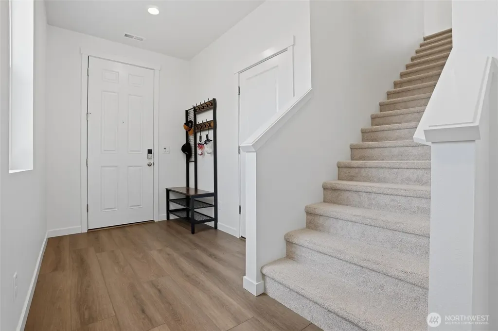 1948 NW Meadowview Drive Poulsbo WA 98370
