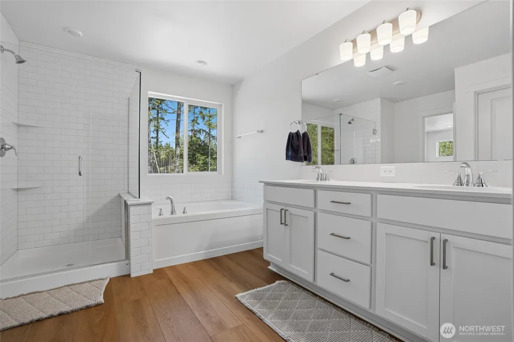 1948 NW Meadowview Drive Poulsbo WA 98370