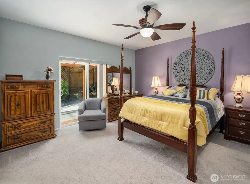 940 E Lakeshore Drive Allyn WA 98524