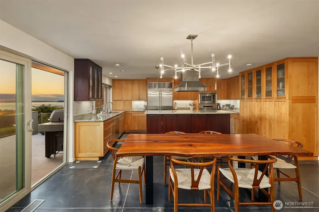 227 Highland Drive Edmonds WA 98020