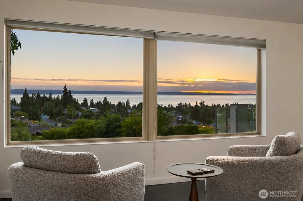 227 Highland Drive Edmonds WA 98020