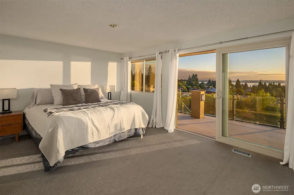 227 Highland Drive Edmonds WA 98020