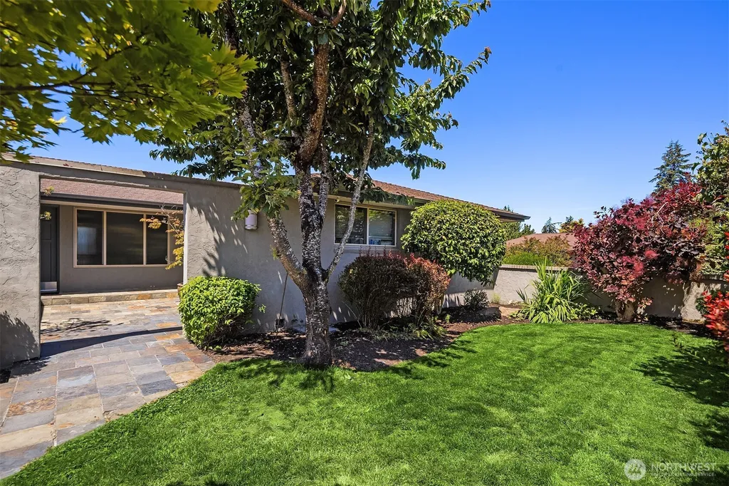 227 Highland Drive Edmonds WA 98020