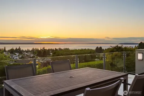 227 Highland Drive Edmonds WA 98020