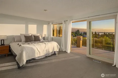 227 Highland Drive Edmonds WA 98020