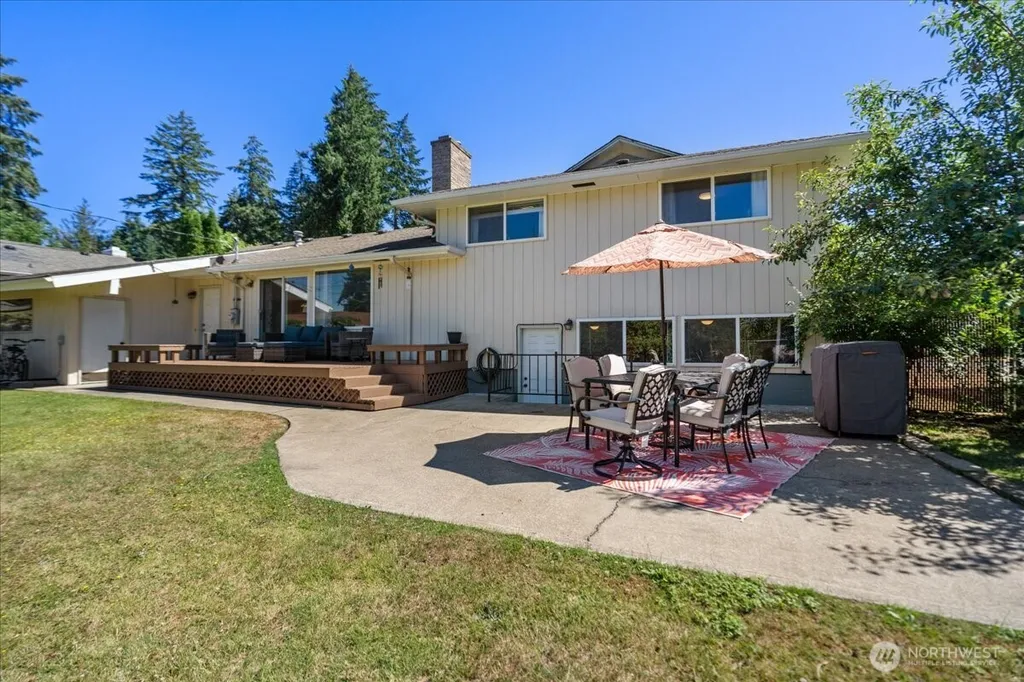 8515 94th Street SW Lakewood WA 98498