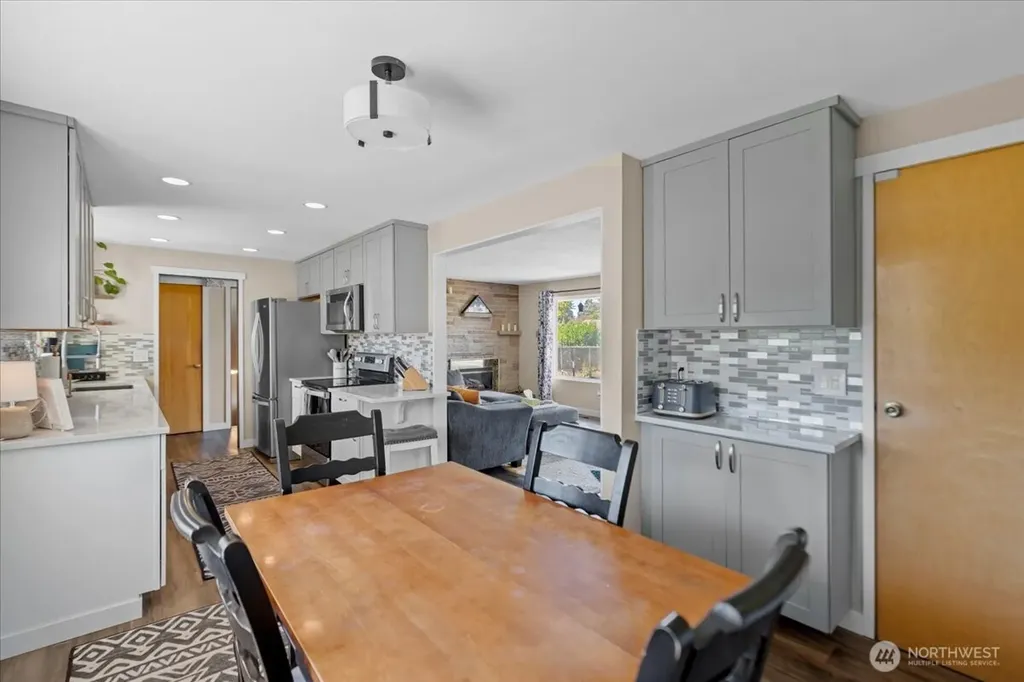 8515 94th Street SW Lakewood WA 98498