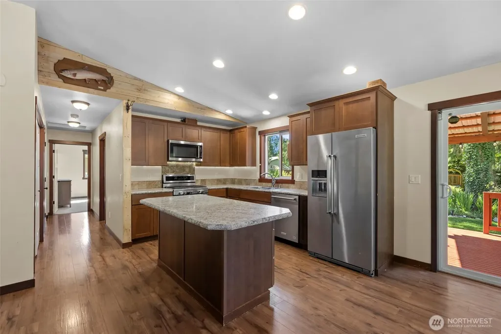 44303 Pine Road Gold Bar WA 98251