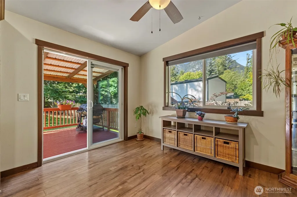 44303 Pine Road Gold Bar WA 98251