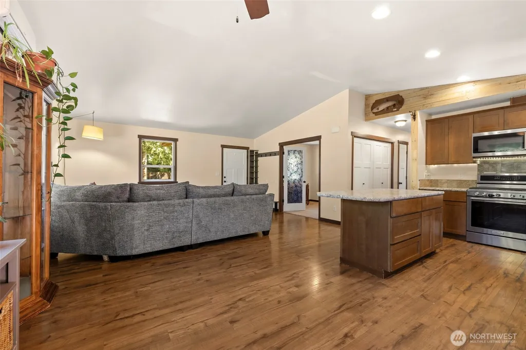 44303 Pine Road Gold Bar WA 98251