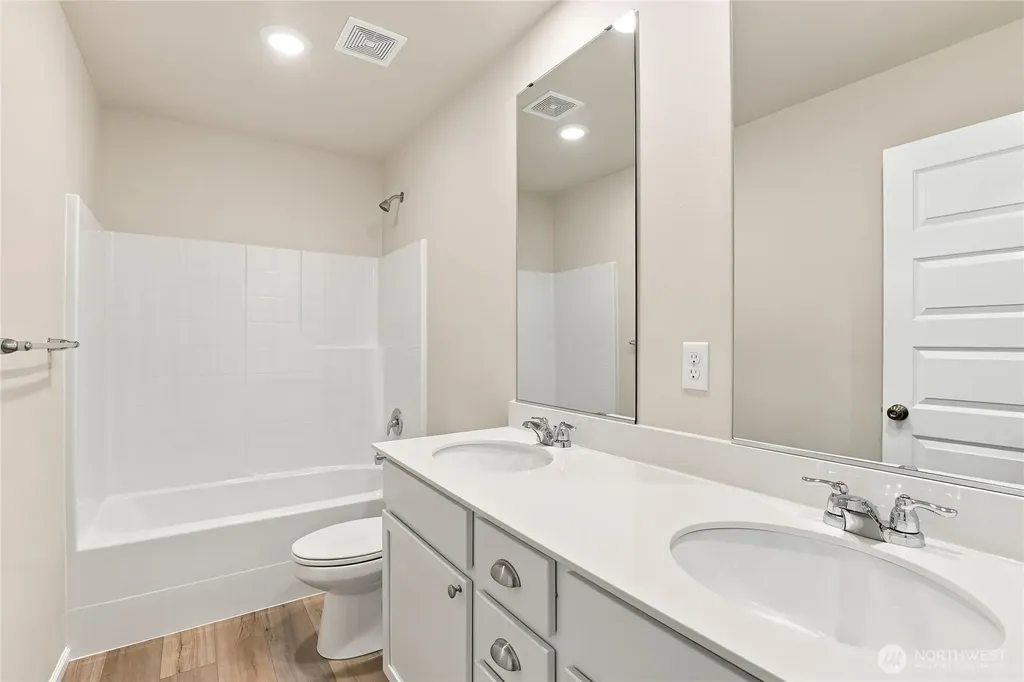 4437 Explorer Avenue Port Orchard WA 98367