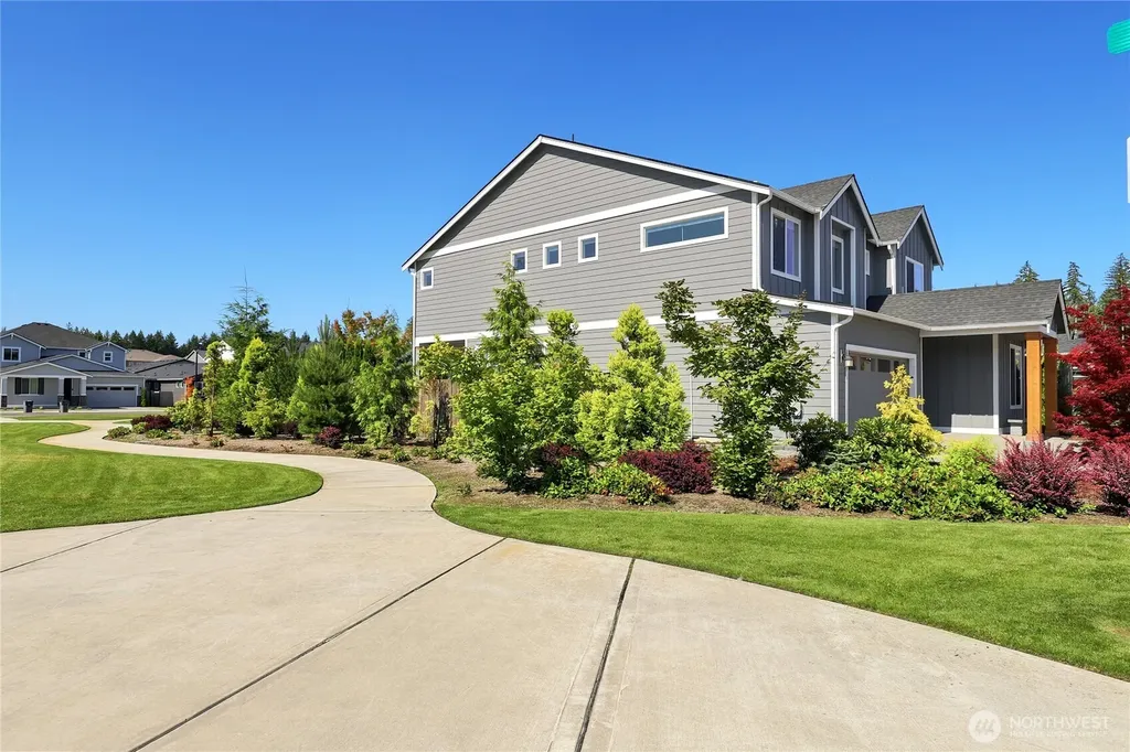 4437 Explorer Avenue Port Orchard WA 98367